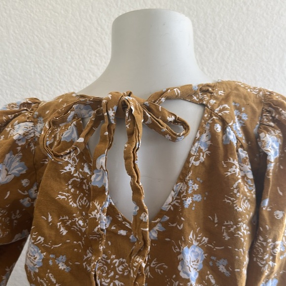 Free People linen blend crop back tie Top - Picture 9 of 9